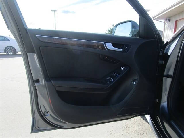 2014 Audi A4 2.0T quattro Premium Plus