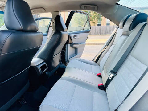 2016 Toyota Camry SE