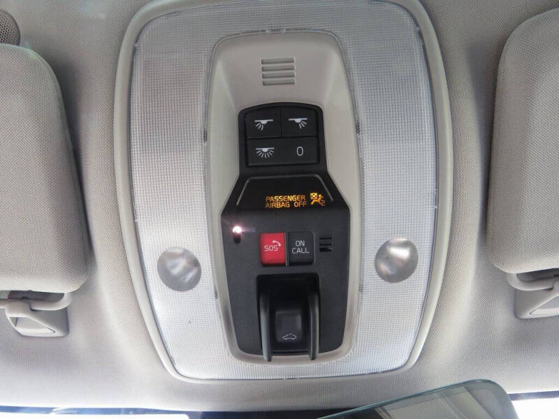 2018 Volvo V60 Cross Country T5 Premier