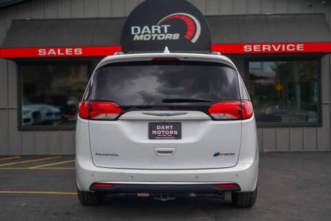 2018 Chrysler Pacifica Hybrid Limited