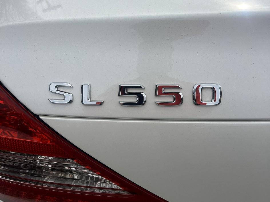 Mercedes-BenzSL-Class27