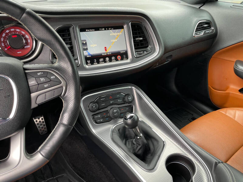 2016 Dodge Challenger SRT Hellcat