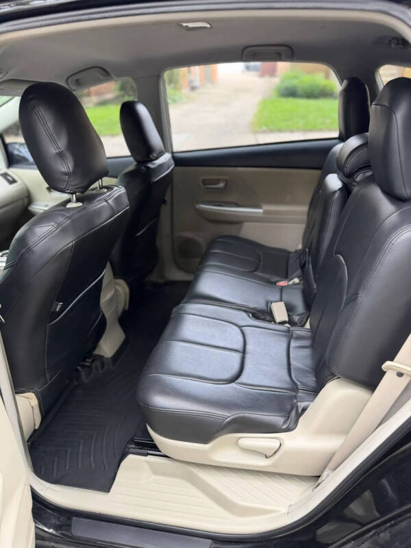 2014 Toyota Prius v