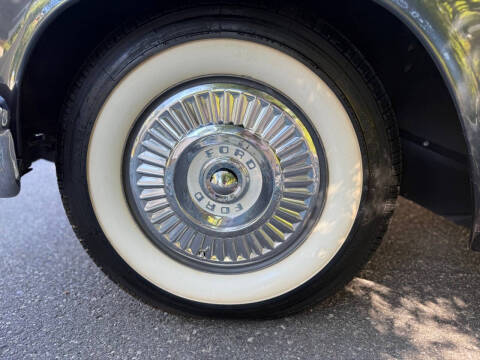 1957 Ford Thunderbird