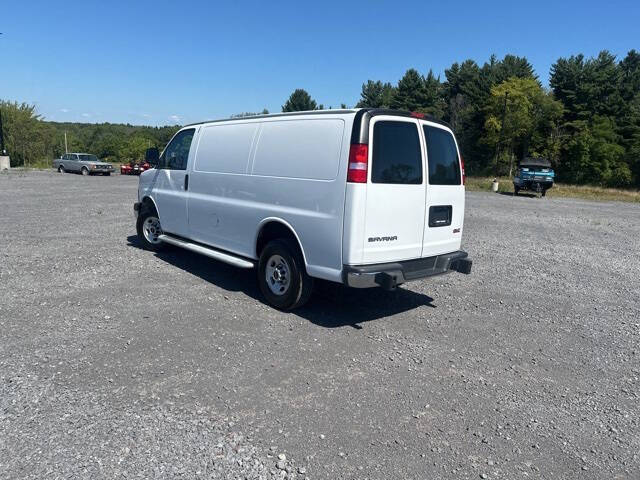 2023 GMC Savana 2500