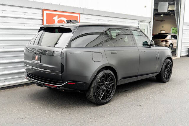 2025 Land Rover Range Rover 50
