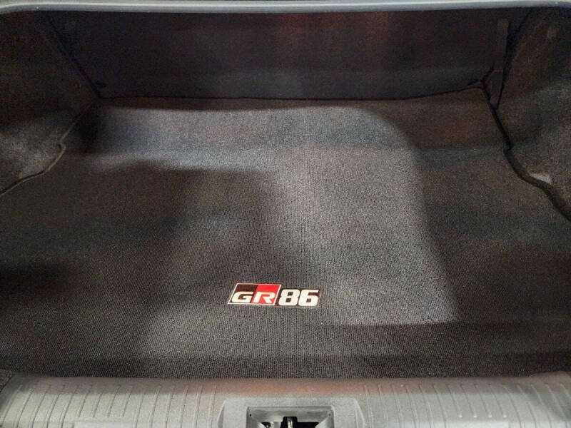 2024 Toyota GR86 Premium