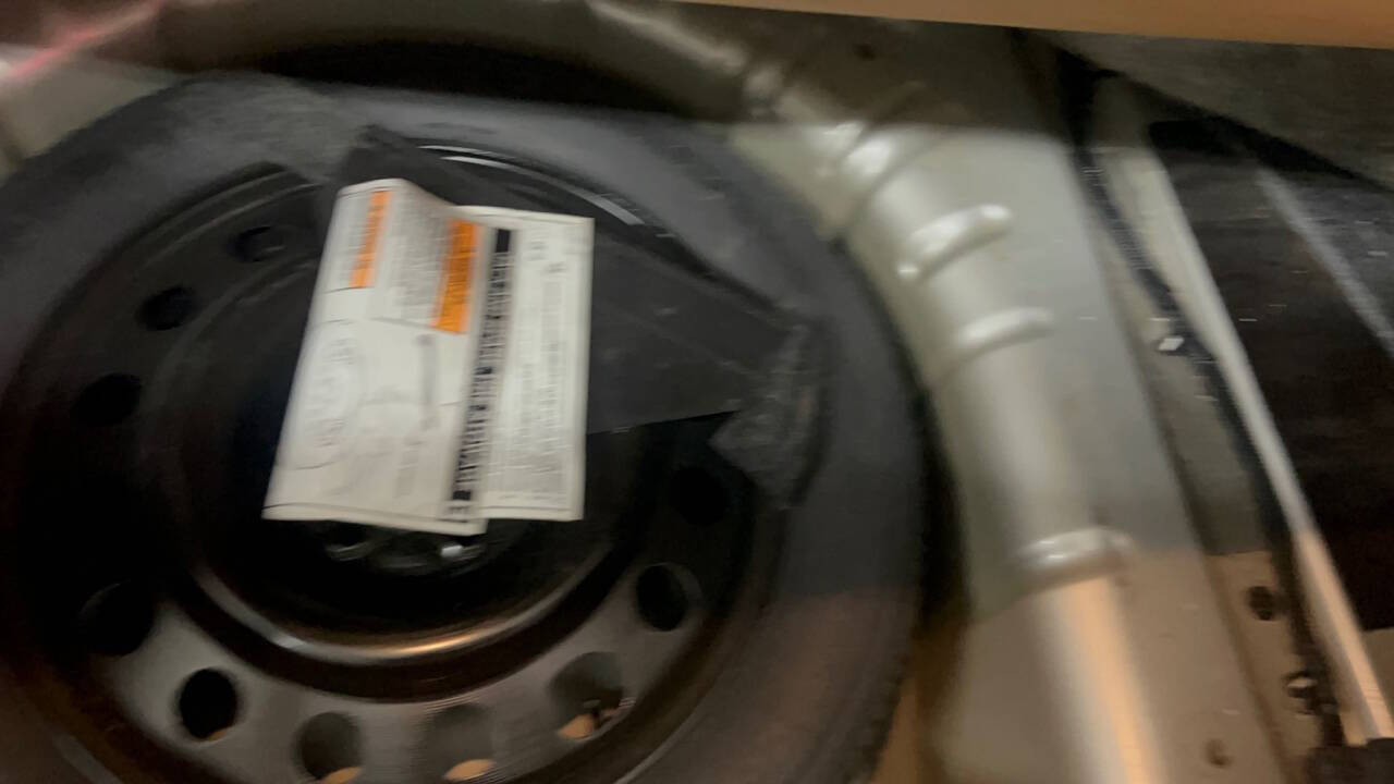 2006 Ford Mustang 14
