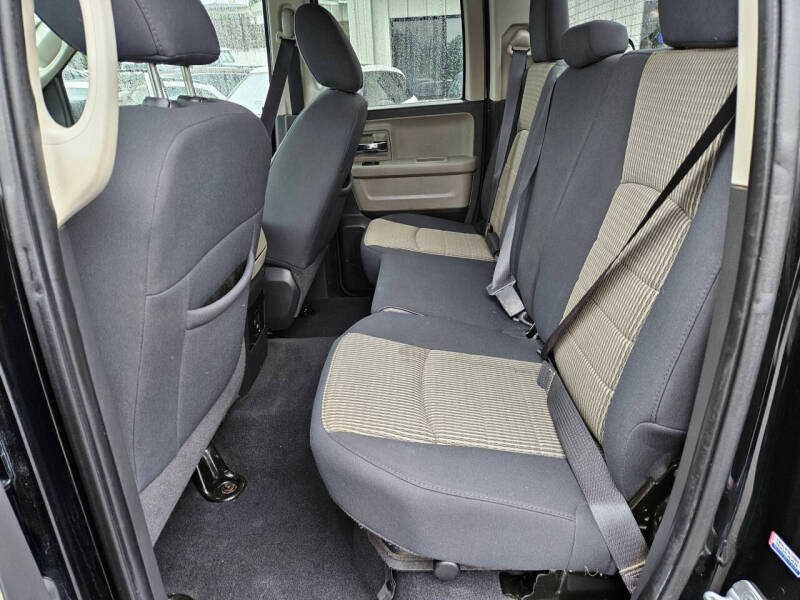 2012 RAM 1500 SLT