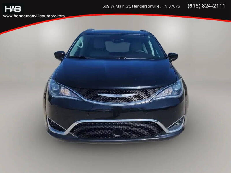 2017 Chrysler Pacifica Touring-L Plus
