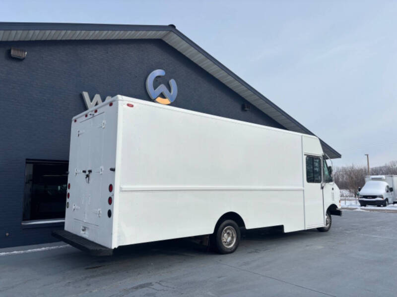 2006 Ford E350 Stepvan