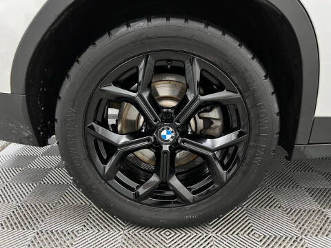 2024 BMW X4 xDrive30i