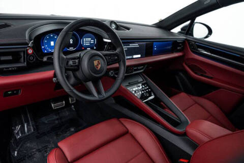 2025 Porsche Macan 4S Electric