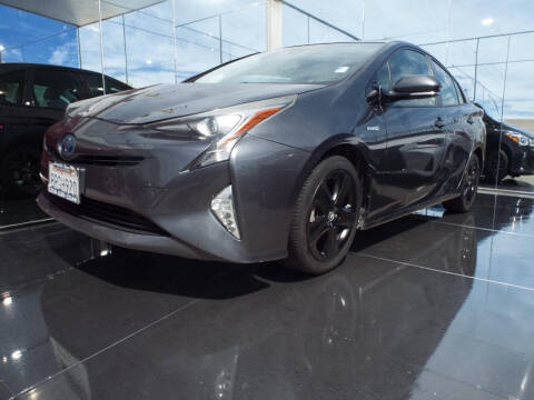 2016 Toyota Prius Three