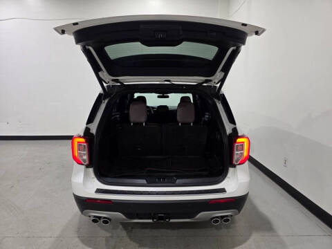 2020 Ford Explorer Platinum