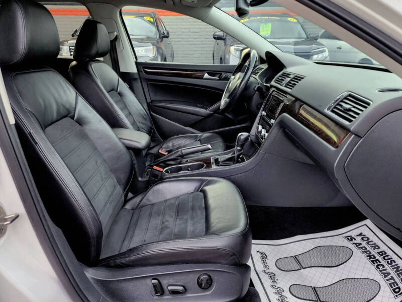 2015 Volkswagen Passat 2.0L TDI SEL Premium