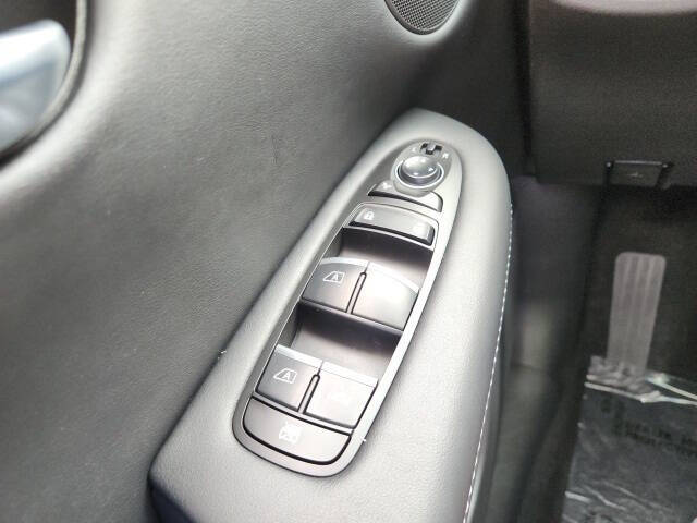 2025 Infiniti QX50 Luxe