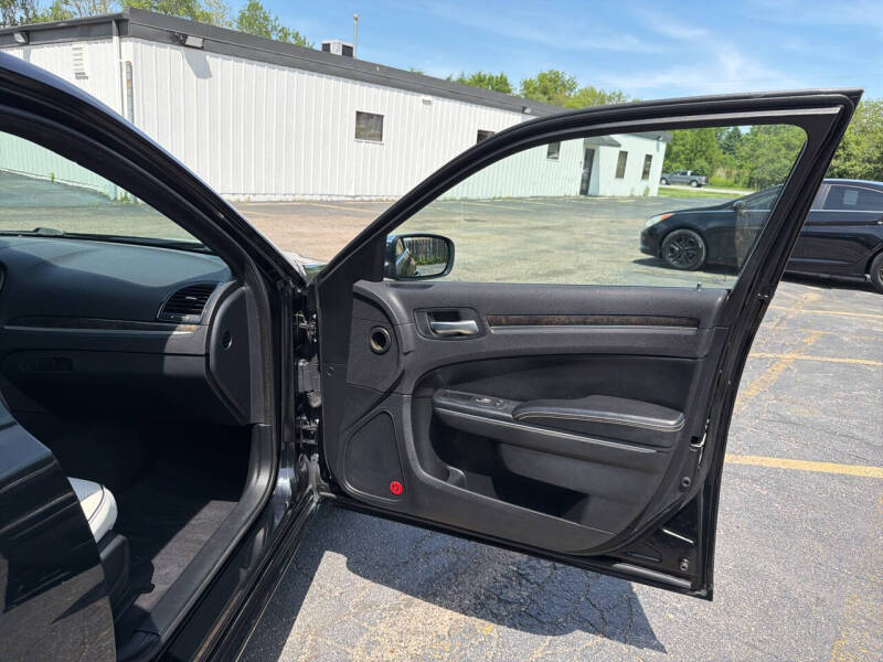 2013 Chrysler 300