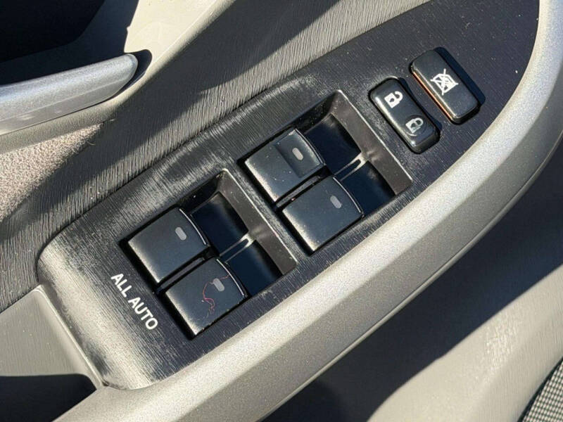 2011 Toyota Prius Five