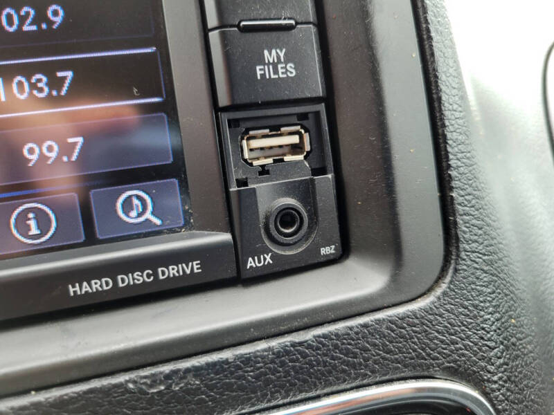 2014 Chrysler WHEELCHAIR VAN