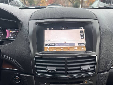 2019 Lincoln MKT Town Car Livery Fleet