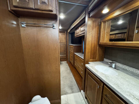 2018 Tiffin Allegro RED