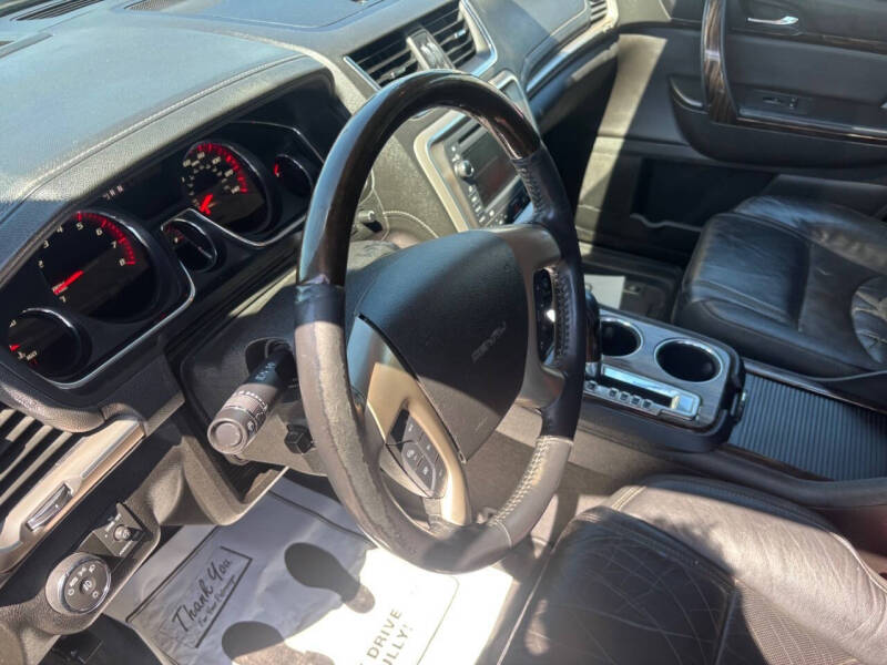 2016 GMC Acadia Denali