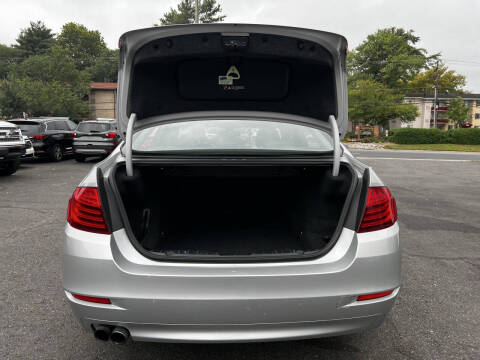 2014 BMW 5 Series 528i