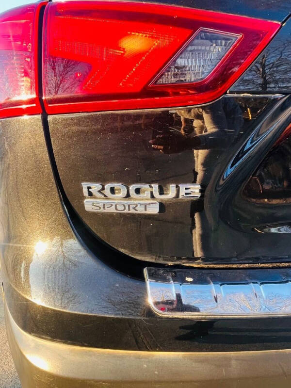 2018 Nissan Rogue Sport SV