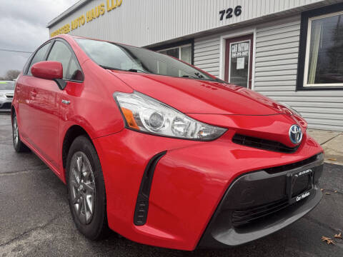 2016 Toyota Prius v Two