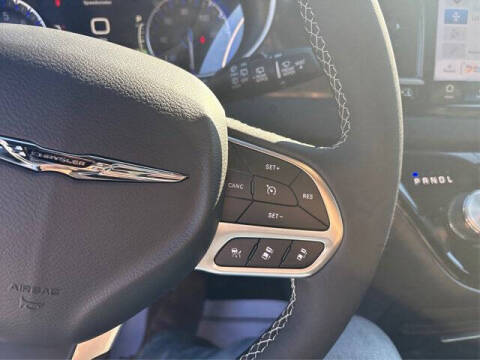 2026 Chrysler Voyager LX