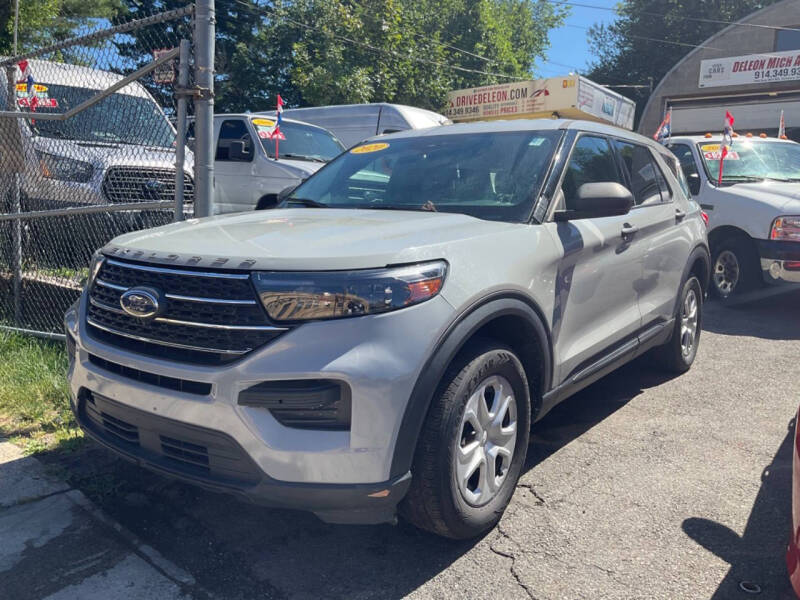 2020 Ford Explorer for sale at Drive Deleon in Yonkers NY