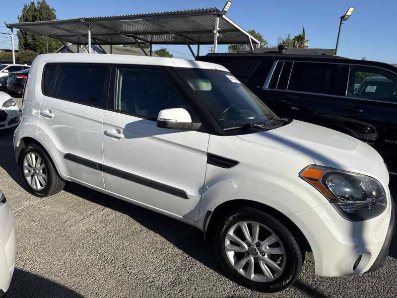 2013 Kia Soul +