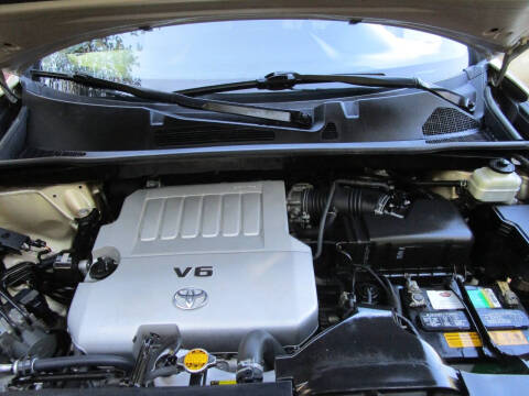 2013 Toyota Highlander SE