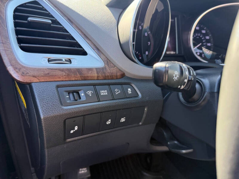 2017 Hyundai Santa Fe Limited Ultimate