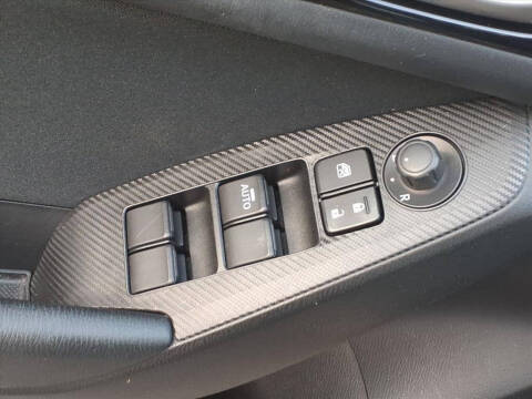 2015 Mazda MAZDA3 i Sport