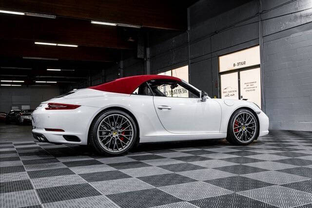 2017 Porsche 911 Carrera S
