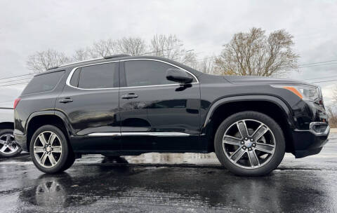 2017 GMC Acadia Denali