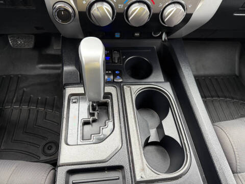 2016 Toyota Tundra SR5