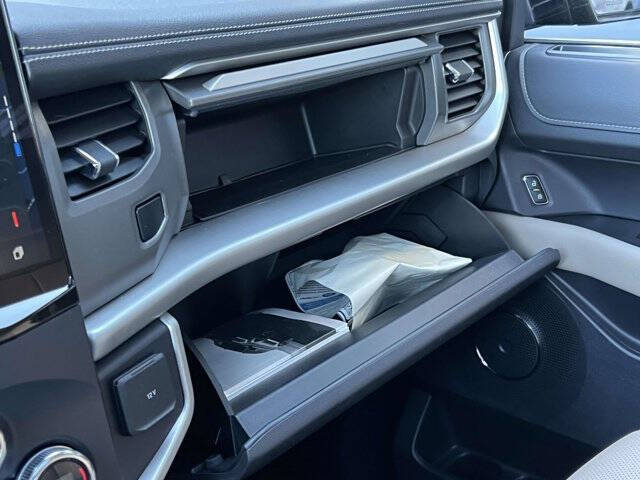 2022 Ford Expedition MAX XLT