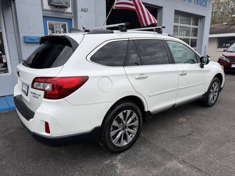2017 Subaru Outback 2.5i Touring
