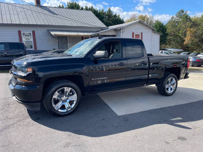 2019 Chevrolet Silverado 1500 LD Custom