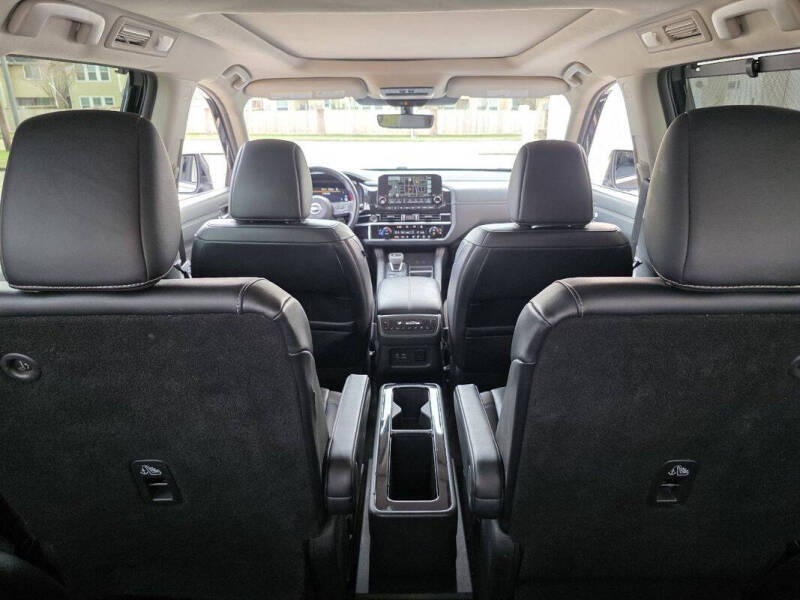 2024 Nissan Pathfinder Platinum