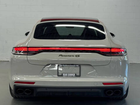 2022 Porsche Panamera 4S E-Hybrid