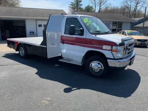 2009 Ford E-Series for sale at Budjet Cars in Michigan City IN