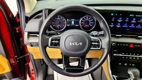 2024 Kia Carnival EX