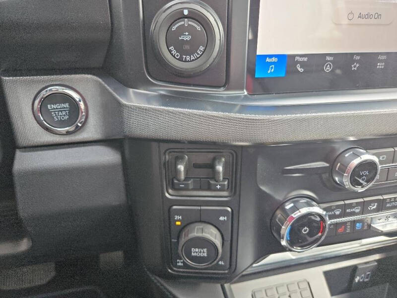 2025 Ford F-250 Super Duty Platinum - Photo 13