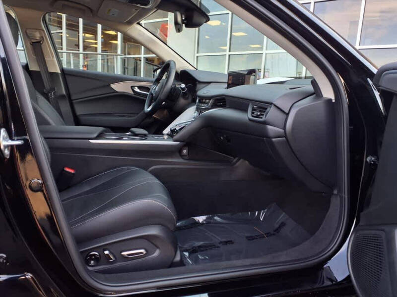 2025 Acura TLX w/Tech