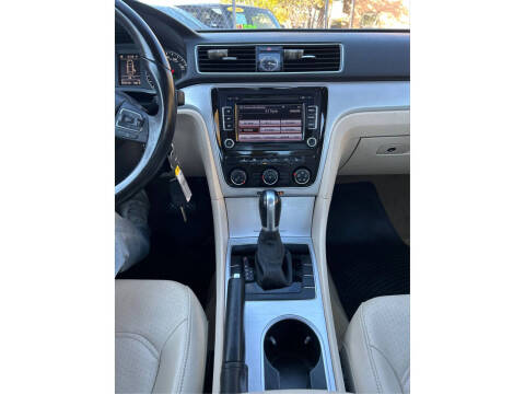 2013 Volkswagen Passat