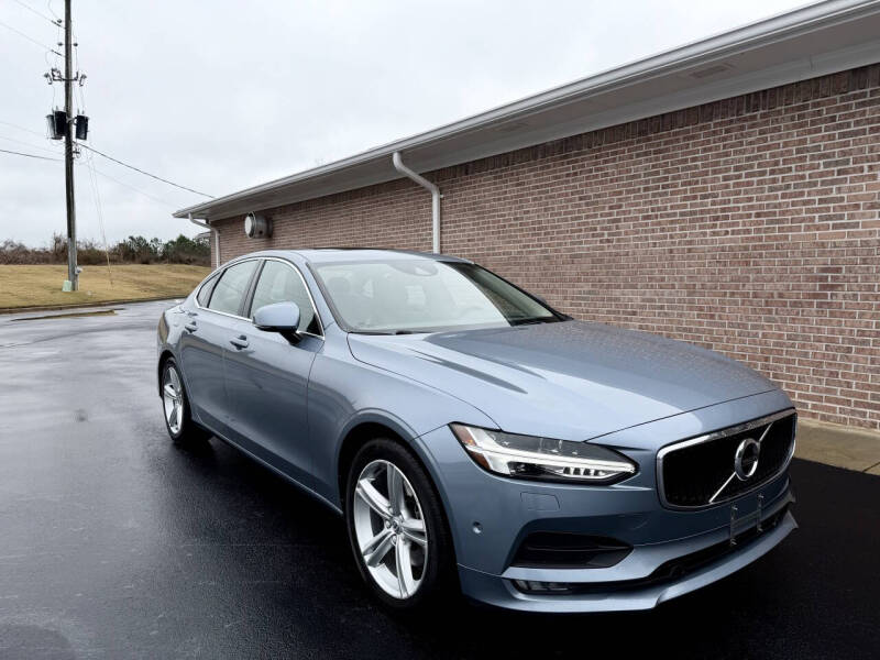 2017 Volvo S90 T5 Momentum